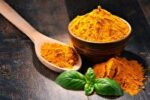 خواص شگفت‌انگیز زردچوبه برای پوست