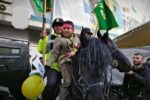 حضور تیپ اسب سواران یگان ویژه در جشن پیروزی انقلاب