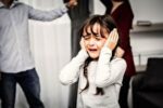 دعوای پدر و مادر بر روی فرزندان چه اثراتی دارد؟ + فیلم