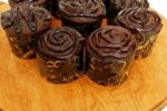 طرز تهیه کاپ کیک تخم مرغی موکا + فیلم