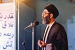 انفجار در نمازجمعه تهران؛ از استقامت آیتالله خامنهای تا شعارهای کوبنده مردم + فیلم