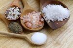 نمک دریا یا تصفیه شده کدام بهتر است+ فیلم