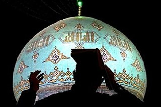 در شب قدرشادی و آرامش که نشانه ایمان است بخواهیم+فیلم در شب قدرشادی و آرامش که نشانه ایمان است بخواهیم+فیلم